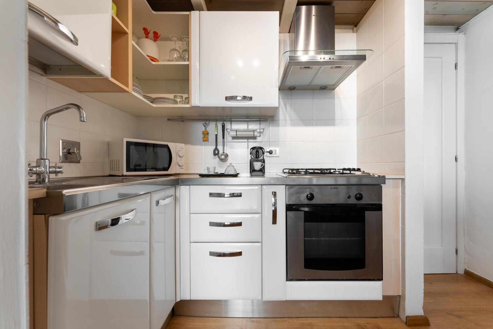 Via Cimabue 8B - Florence Charming Apartments - Metropolitan Loft In Florence - 20 Minute Walk To City Center - Excellent Base For Exploring - Less Than 5 Minute Walk To The Supermarket - Amazing Bakery On The Corner Dış mekan fotoğraf