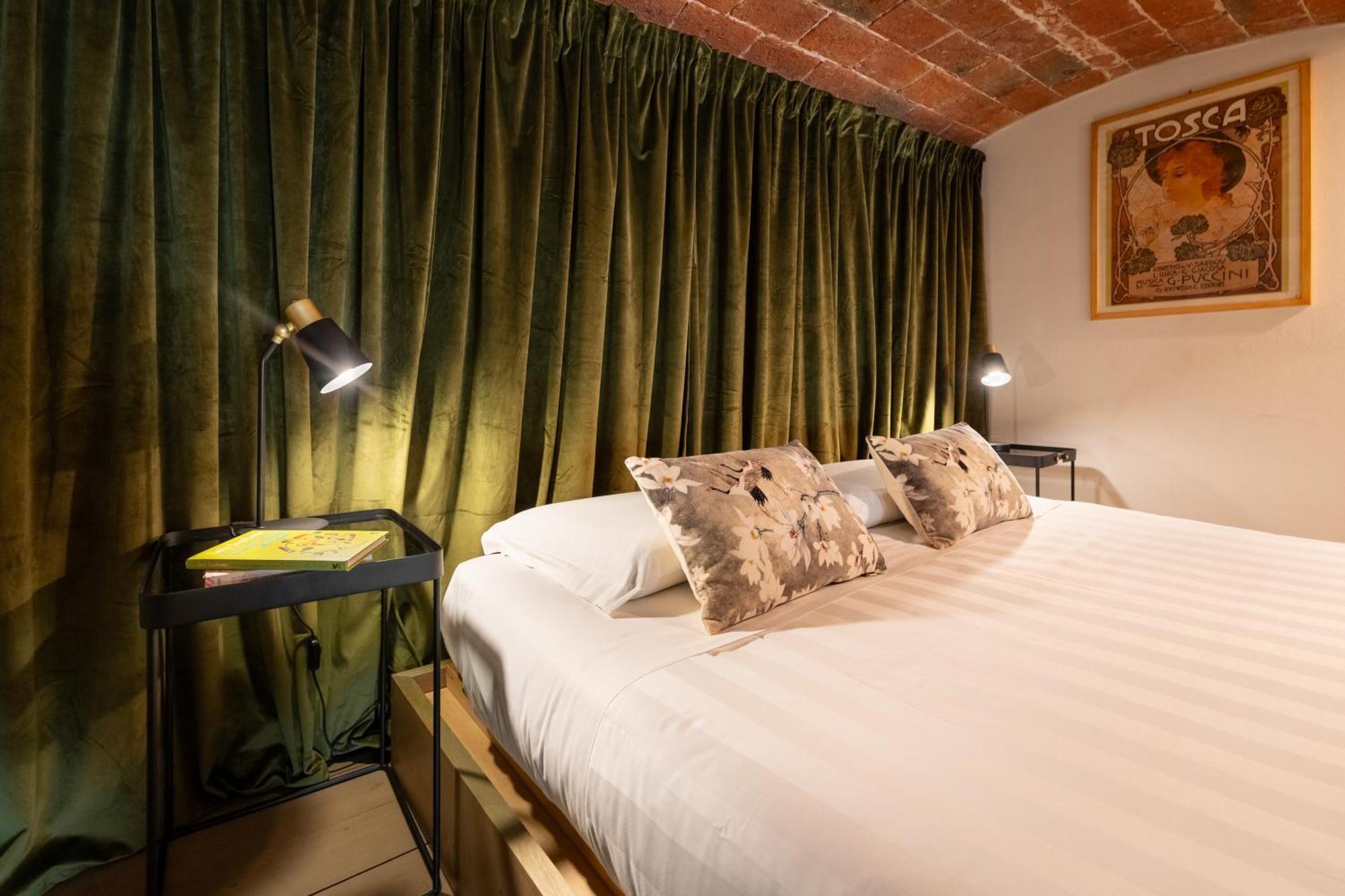 Via Cimabue 8B - Florence Charming Apartments - Metropolitan Loft In Florence - 20 Minute Walk To City Center - Excellent Base For Exploring - Less Than 5 Minute Walk To The Supermarket - Amazing Bakery On The Corner Dış mekan fotoğraf